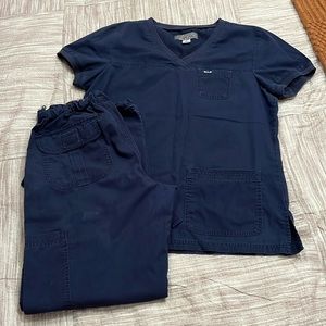 Women’s navy scrub set